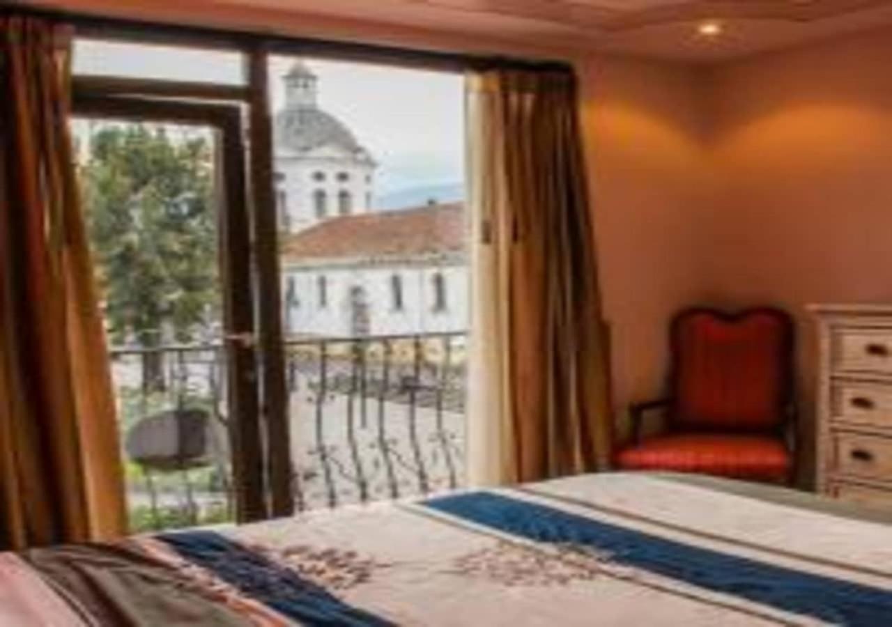 Hotel Azul De La Plaza By Chat Noir Куэнка Экстерьер фото