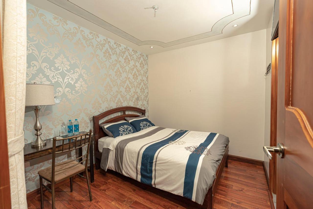 Hotel Azul De La Plaza By Chat Noir Куэнка Экстерьер фото